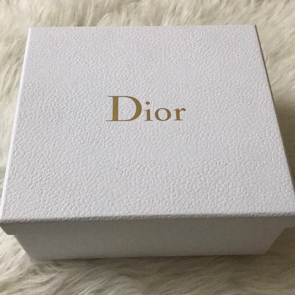 Authentic DIOR Med.gift Box square/deep - Picture 2 of 7